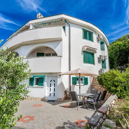 Apartments Green Baska Lägenhet Baška